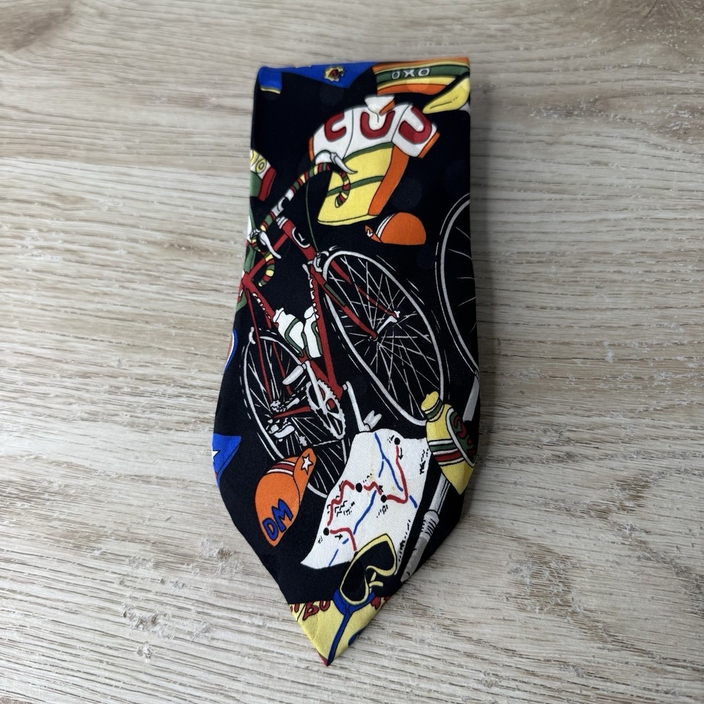 Nicole Miller Cycling Themed Bicycle Racing Necktie Mens Tie Silk Vintage 1990‎